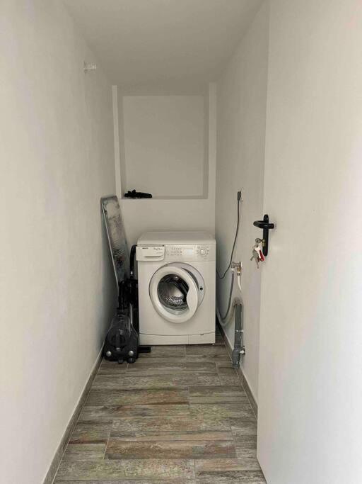 Toulon: Superbe Appartement Atypique 2 Chambres Exterior photo