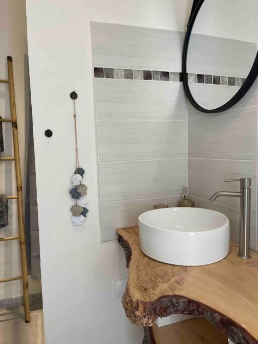 Toulon: Superbe Appartement Atypique 2 Chambres Exterior photo